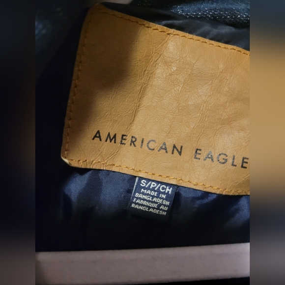 American Eagle Denim Puffer Jacket - Picture 3 of 6